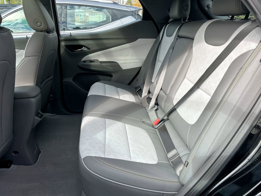Certified 2022 Chevrolet Bolt EUV Premier w/ Launch Edition image 27