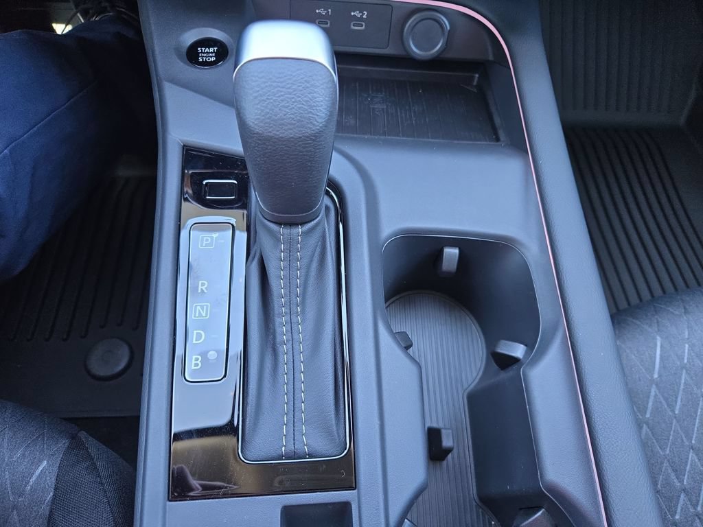 New 2026 Nissan Sentra SV w/ SV Convenience Package FWD image 24