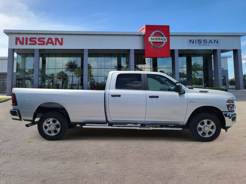 Used 2026 RAM 2500 Big Horn AWD/4WD image 2