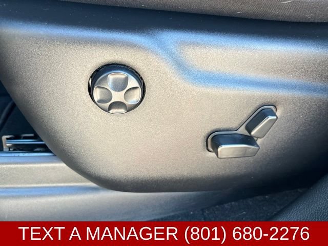 Used 2022 Dodge Durango R/T w/ Quick Order Package 22F AWD/4WD image 17