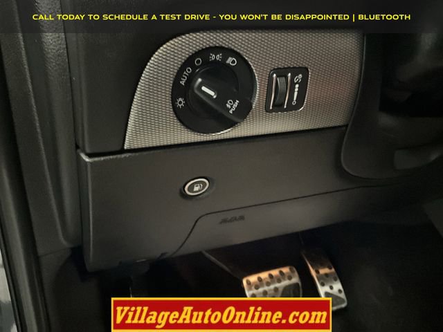 Used 2018 Dodge Durango SRT w/ SRT Interior Appearance Group image 16