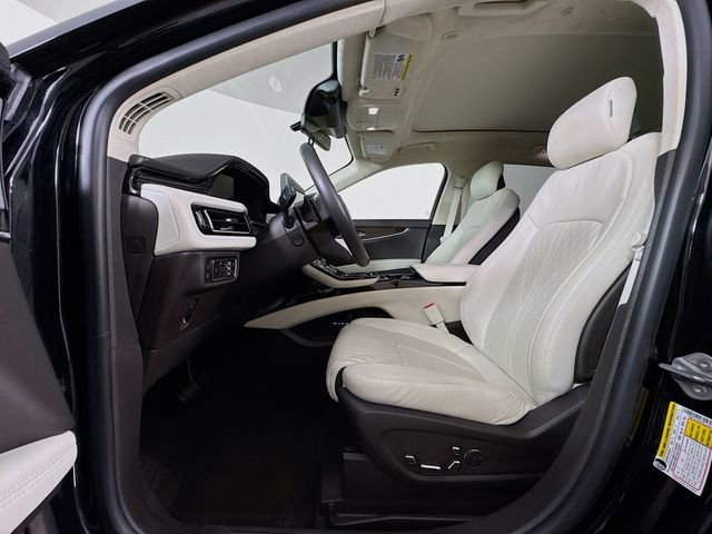 Used 2023 Lincoln Nautilus Black Label w/ Class II Trailer Tow Package image 38