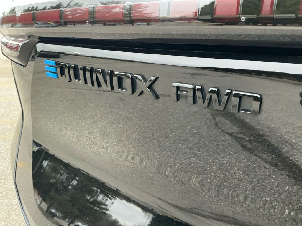 Used 2025 Chevrolet Equinox EV RS image 24