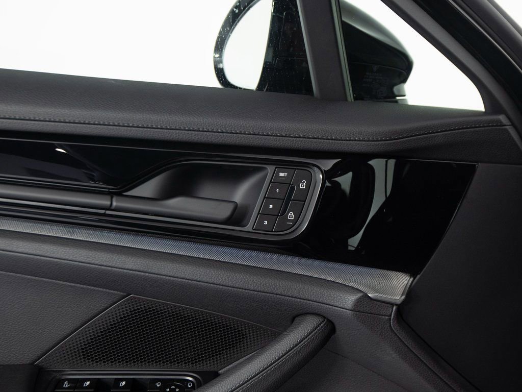 New 2026 Porsche Panamera 4 image 18