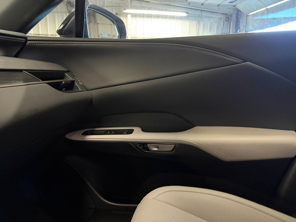 Used 2025 Lexus RX 350 F Sport w/ Convenience Package image 35