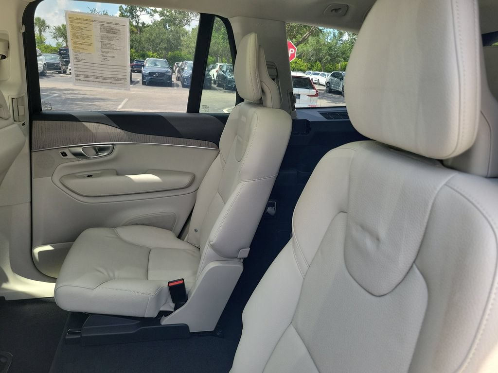 Certified 2024 Volvo XC90 T8 Plus w/ Protection Package AWD/4WD image 11