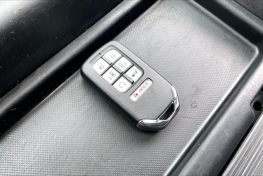 Used 2024 Honda Odyssey Sport image 36