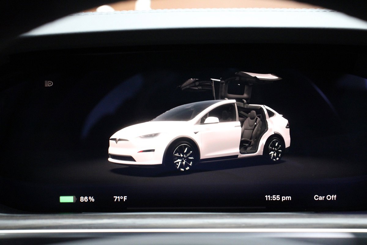 Used 2023 Tesla Model X AWD/4WD image 39