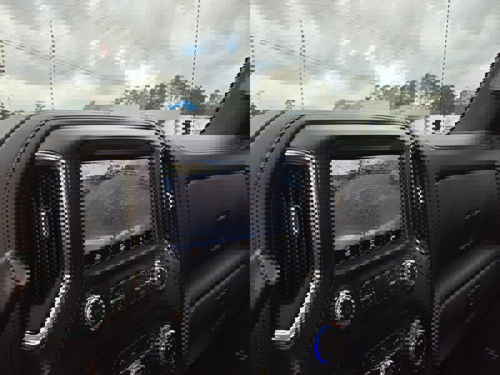 Used 2021 GMC Sierra 1500 AT4 w/ AT4 Preferred Package image 16