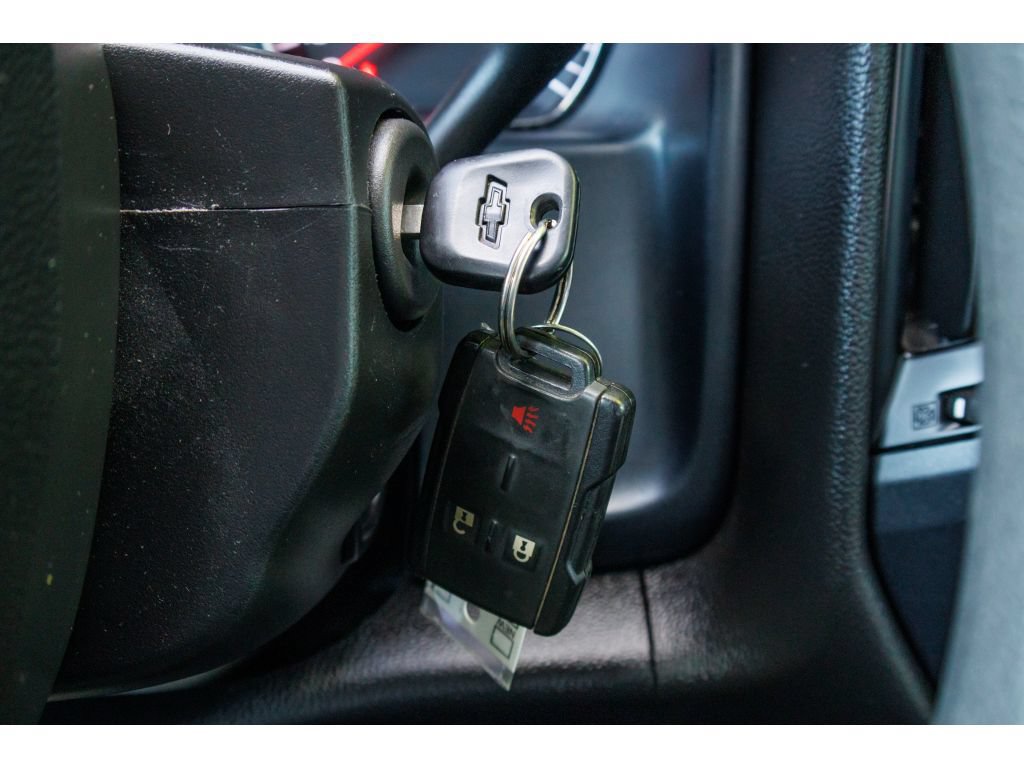 Used 2018 Chevrolet Silverado 2500 W/T AWD/4WD image 28