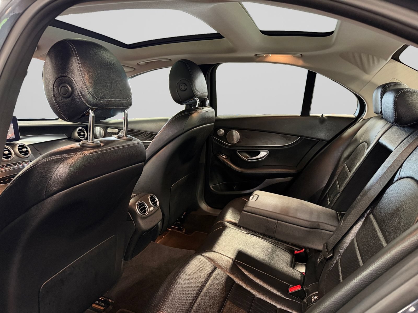 Used 2015 Mercedes-Benz C 300 4MATIC Sedan w/ Multimedia Package image 37