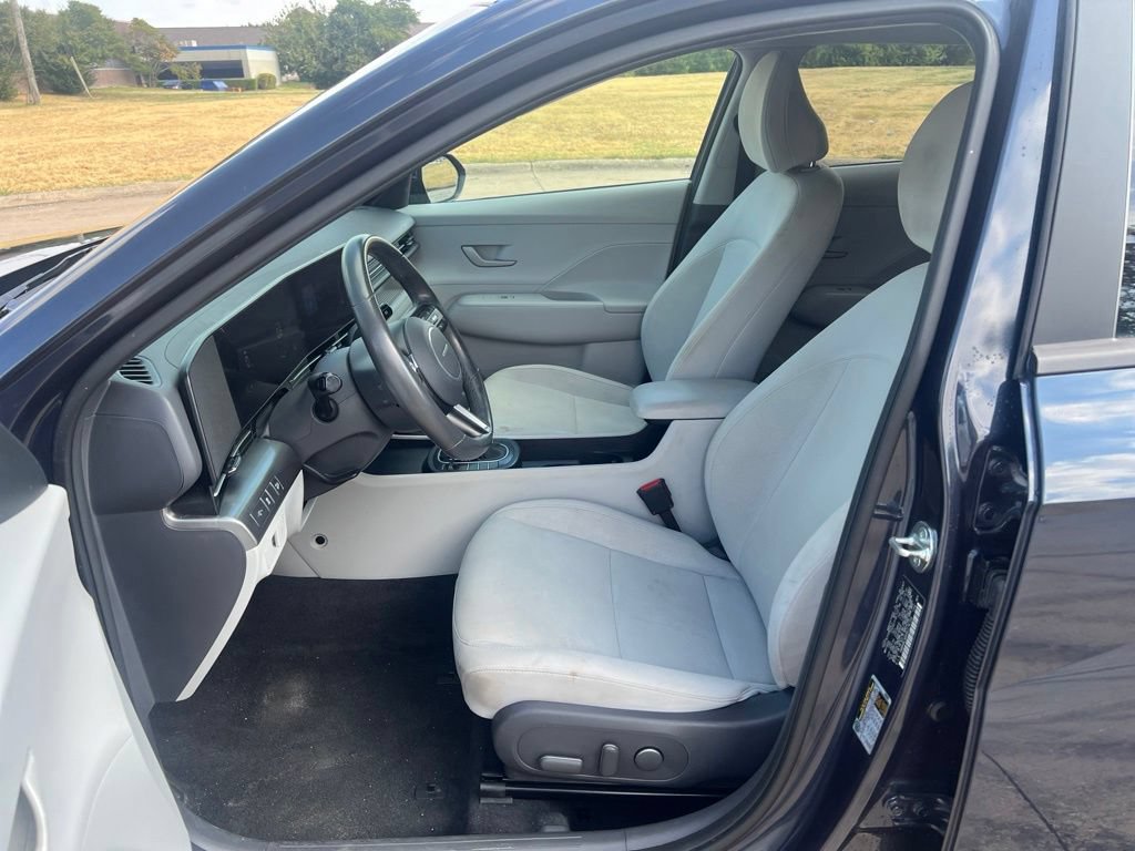 Used 2024 Hyundai Kona SEL AWD/4WD image 6