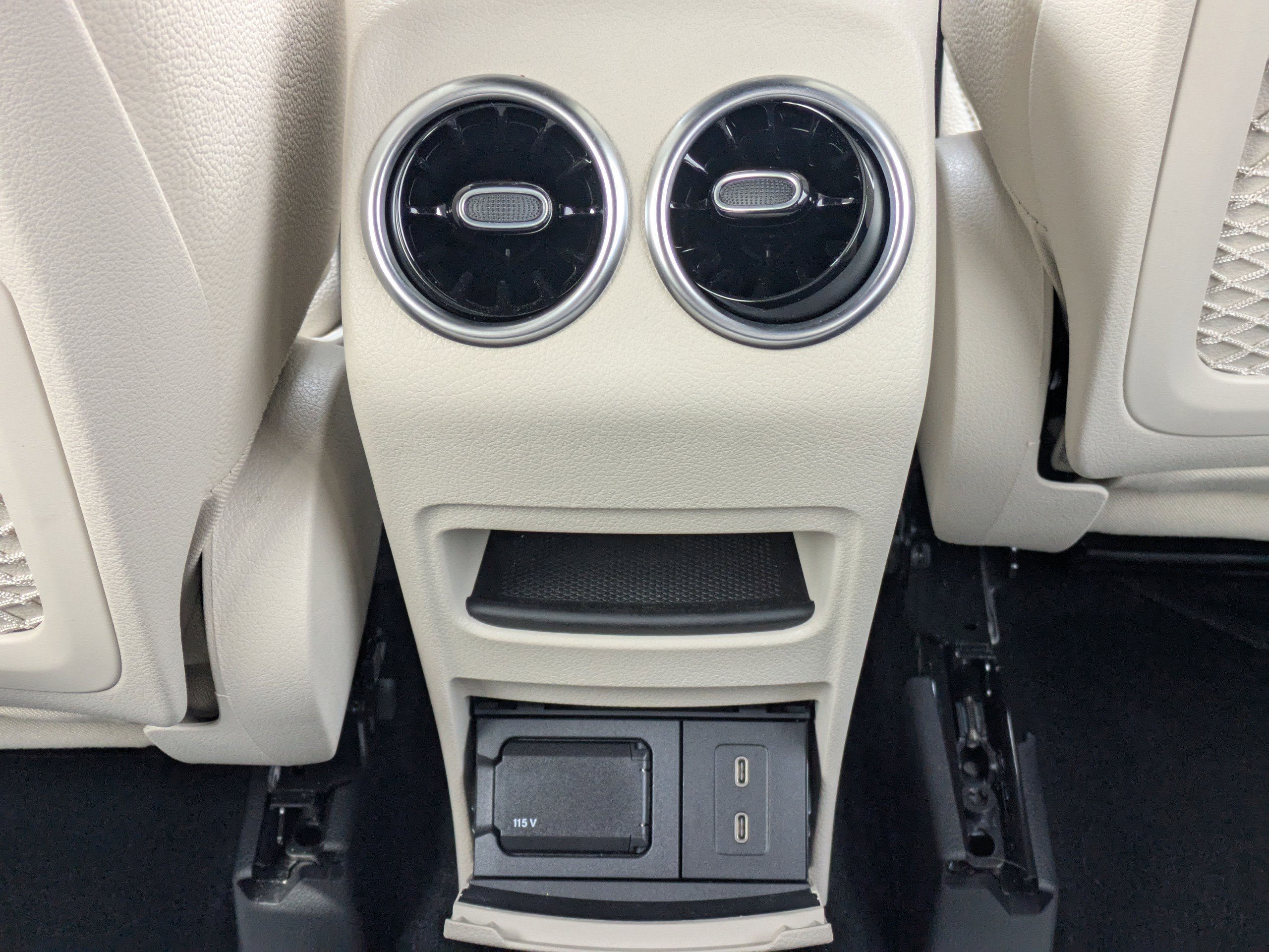 Certified 2025 Mercedes-Benz GLB 250 image 14