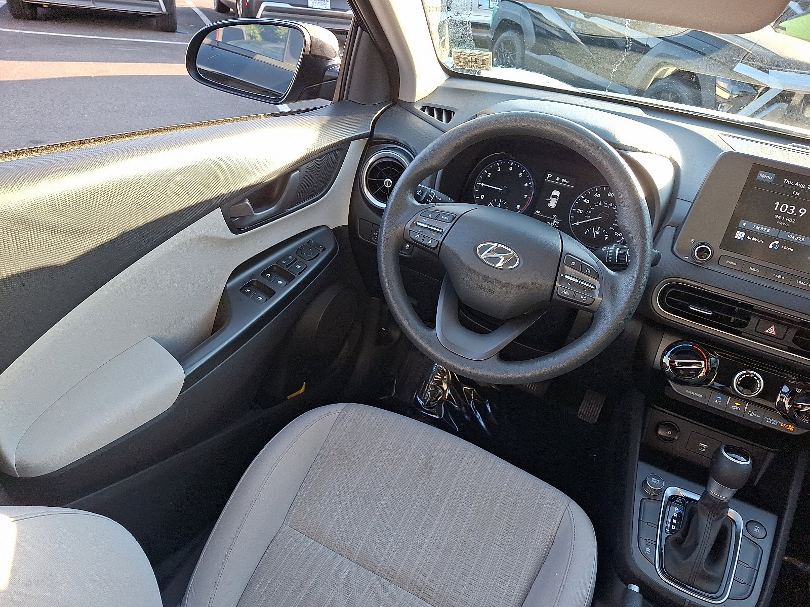 Used 2023 Hyundai Kona SEL w/ Cargo Package image 14