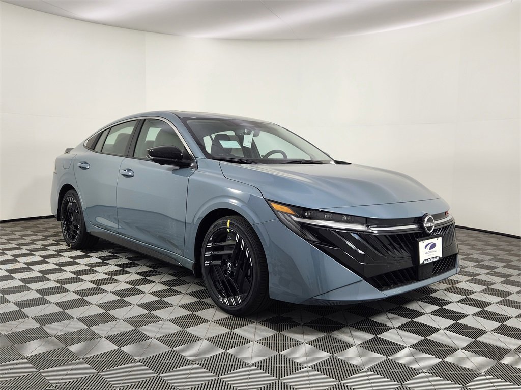 New 2026 Nissan Sentra SR w/ SR Premium Package image 6