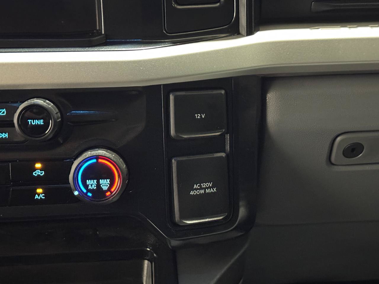 Used 2024 Ford F250 XLT AWD/4WD image 26