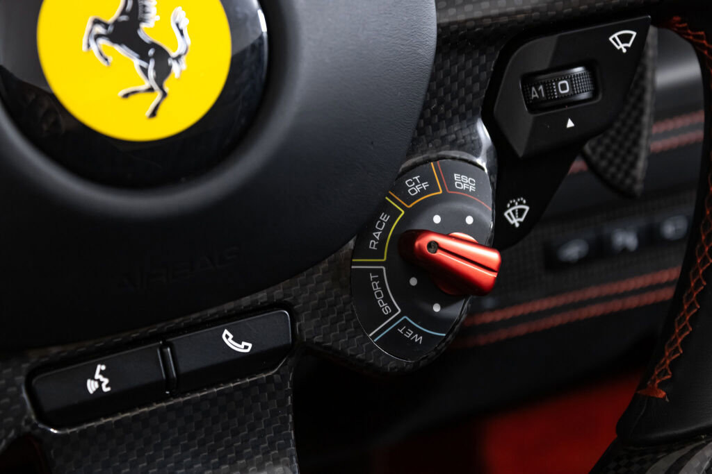 Certified 2021 Ferrari F8 Tributo RWD image 34