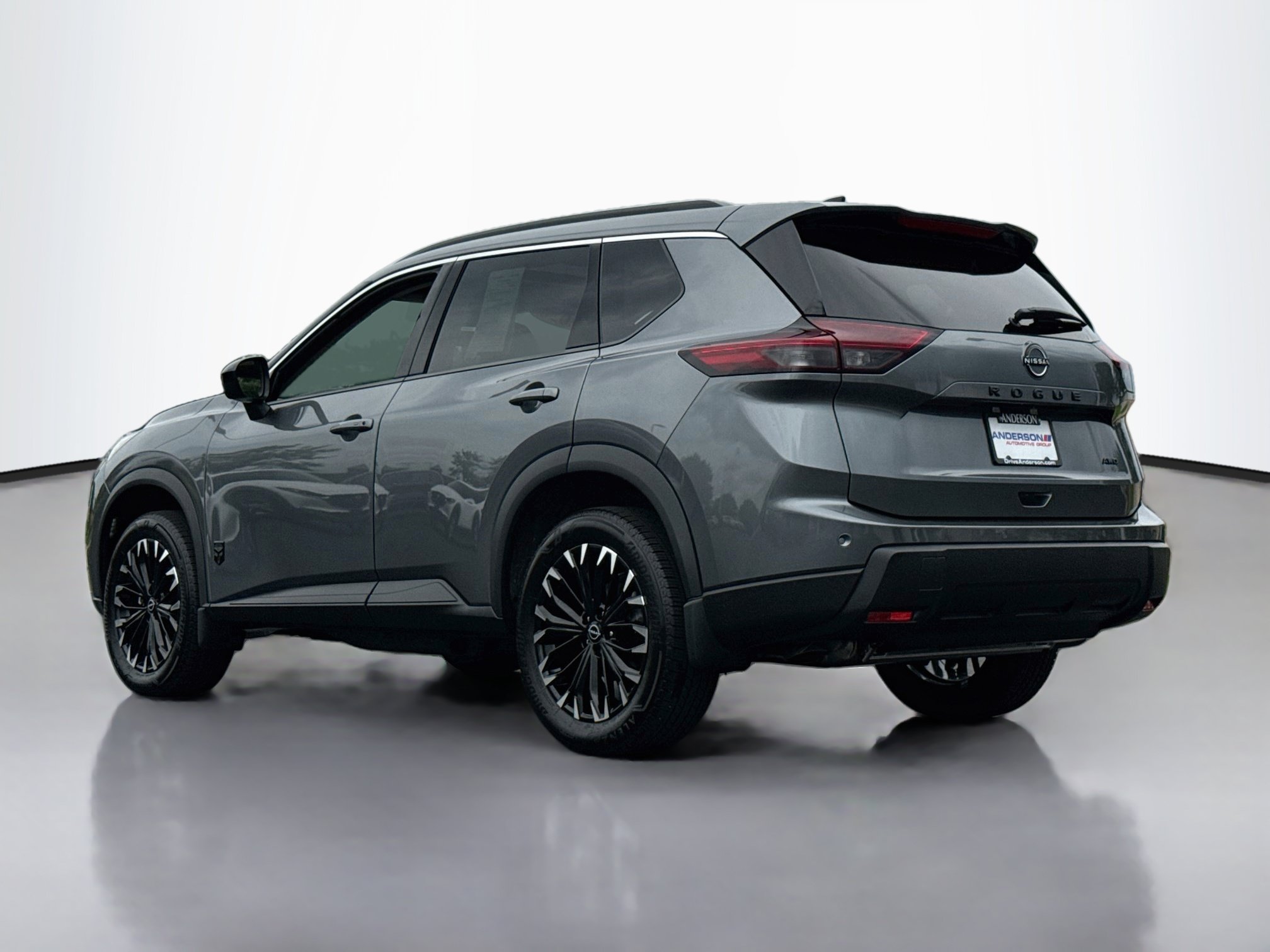 Used 2026 Nissan Rogue Dark Armor AWD/4WD image 5