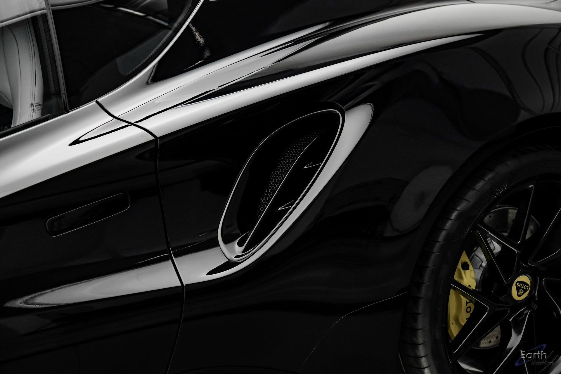 New 2026 Lotus Emira V6 SE Sport image 36