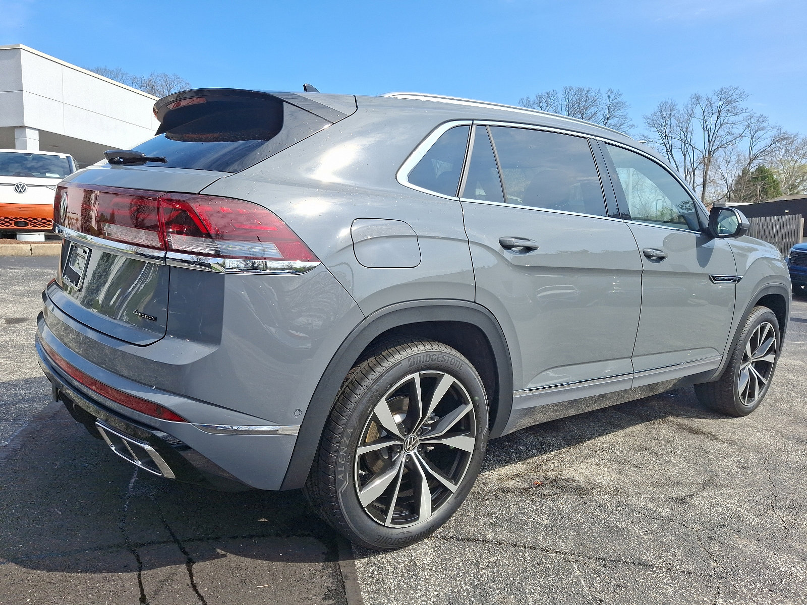 New 2025 Volkswagen Atlas Cross Sport SEL Premium R-Line image 4