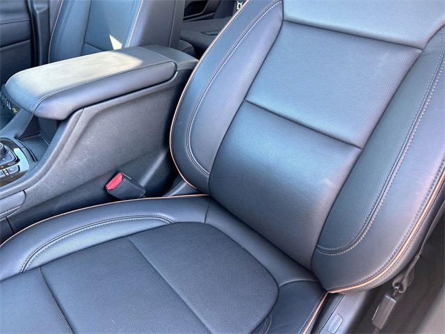 Used 2023 GMC Acadia AT4 w/ Technology Package image 15