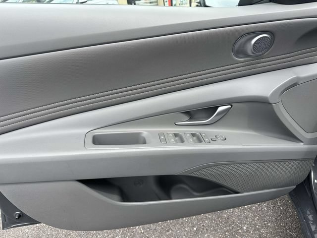 Used 2026 Hyundai Elantra SEL Sport Premium FWD image 19