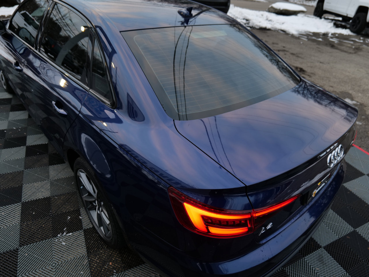 Used 2019 Audi A4 2.0T Premium image 82