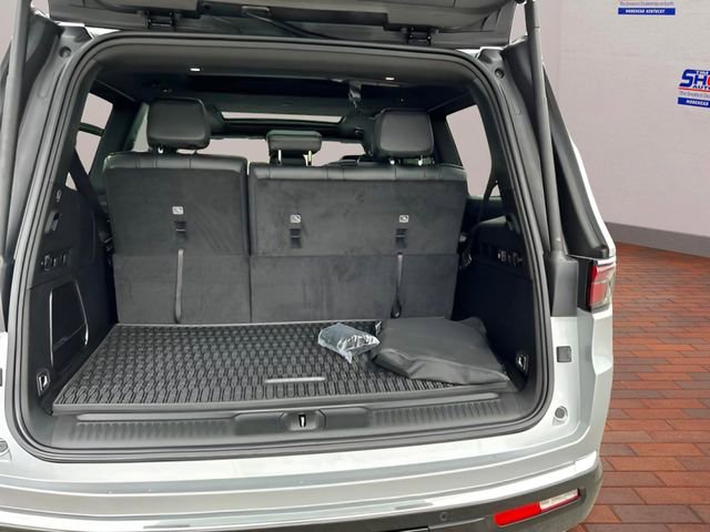 New 2024 Jeep Wagoneer 4WD w/ Premium Group I image 47