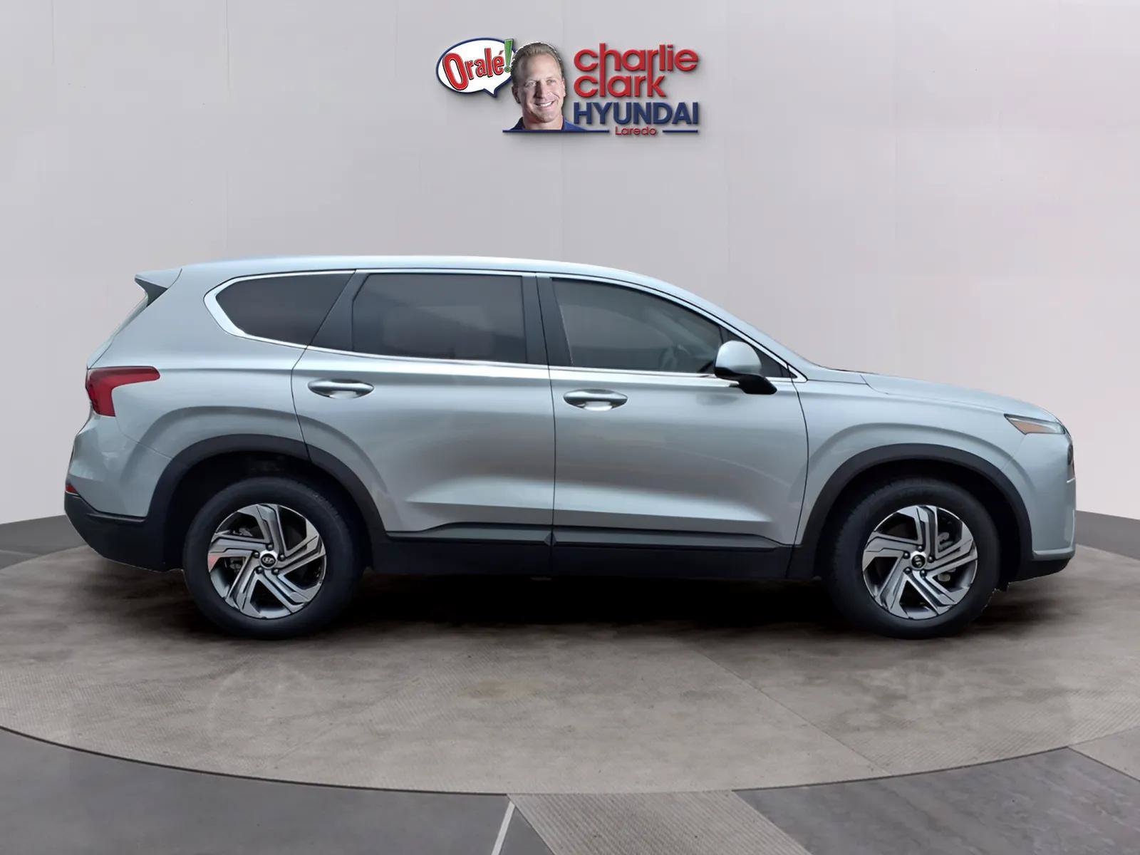 Certified 2023 Hyundai Santa Fe SE FWD image 6