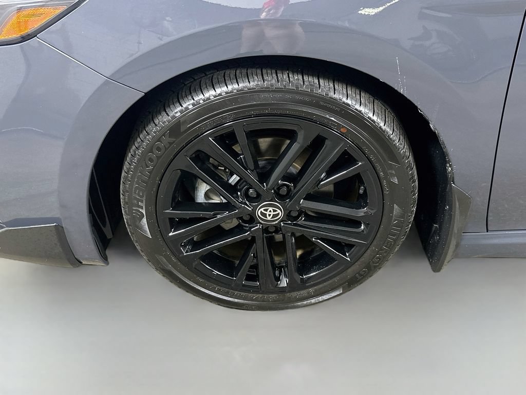 Used 2025 Toyota Camry SE FWD image 8