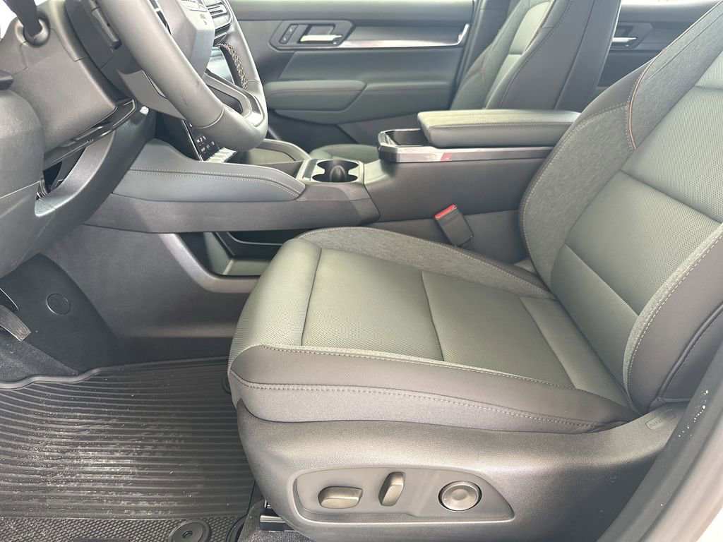 New 2026 GMC Terrain AT4 w/ Technology Package II image 14