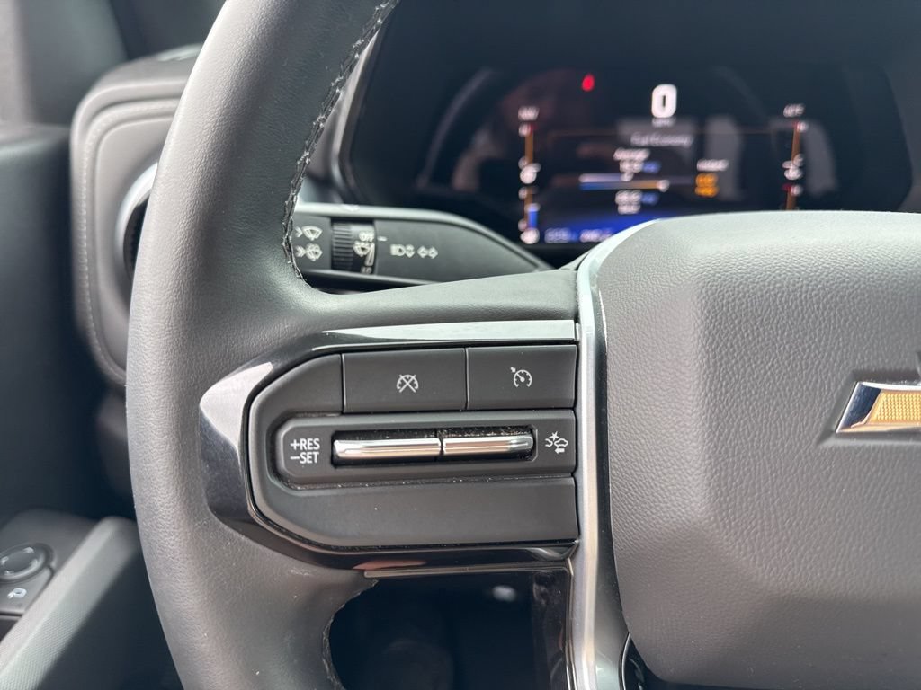 Used 2023 Chevrolet Colorado LT w/ LT Convenience Package AWD/4WD image 9