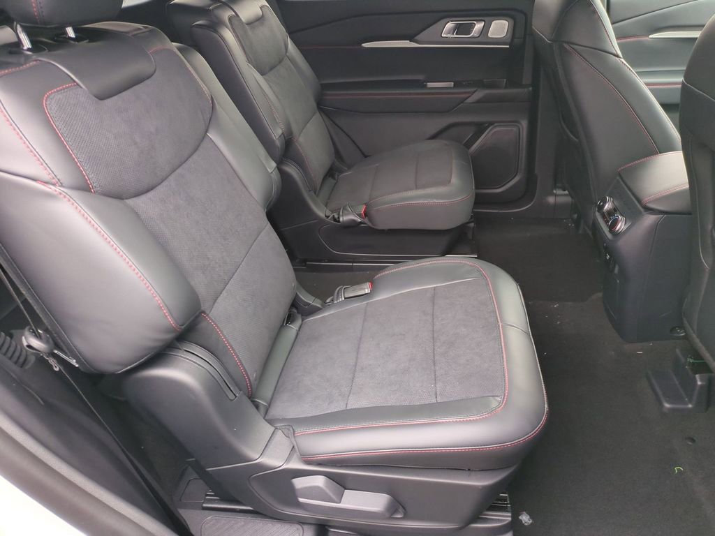 New 2026 Ford Explorer ST image 27