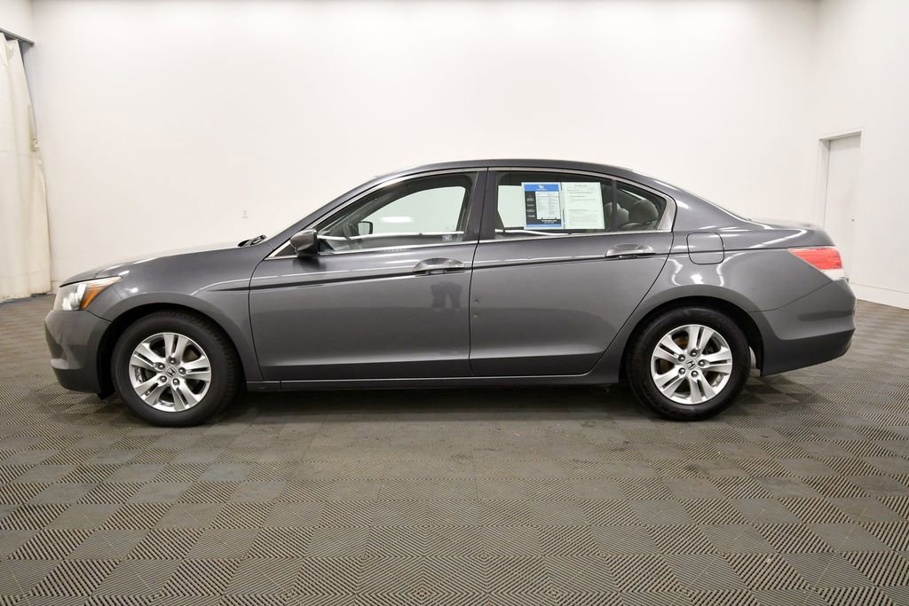 Used 2010 Honda Accord LX-P image 4