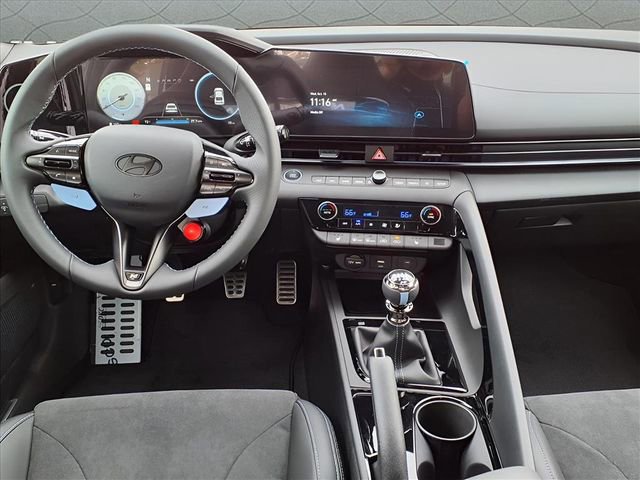 New 2025 Hyundai Elantra N image 14