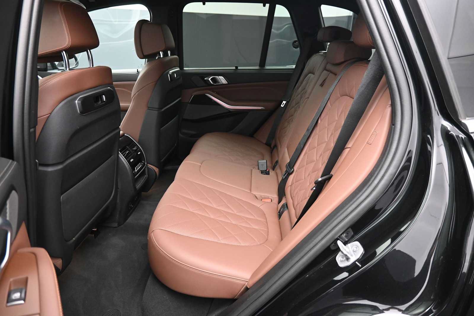 Used 2024 BMW X5 xDrive40i w/ Climate Comfort Package AWD/4WD image 23