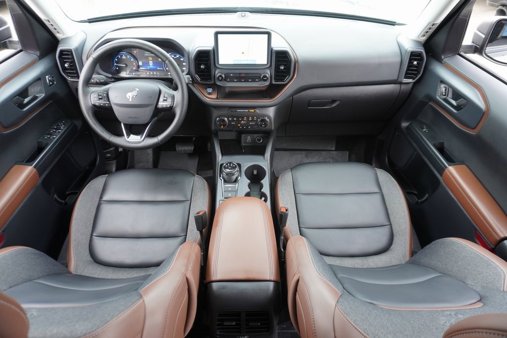 Used 2024 Ford Bronco Sport Outer Banks w/ Tech Package image 18