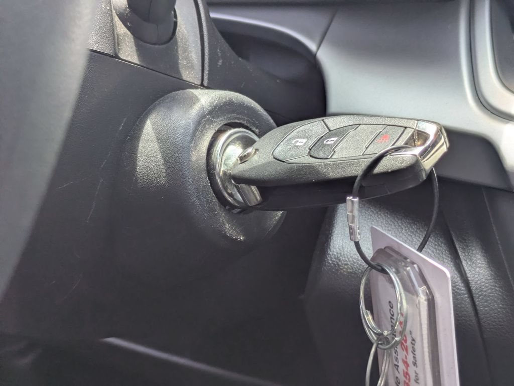 Used 2025 Chevrolet Trax LS FWD image 24