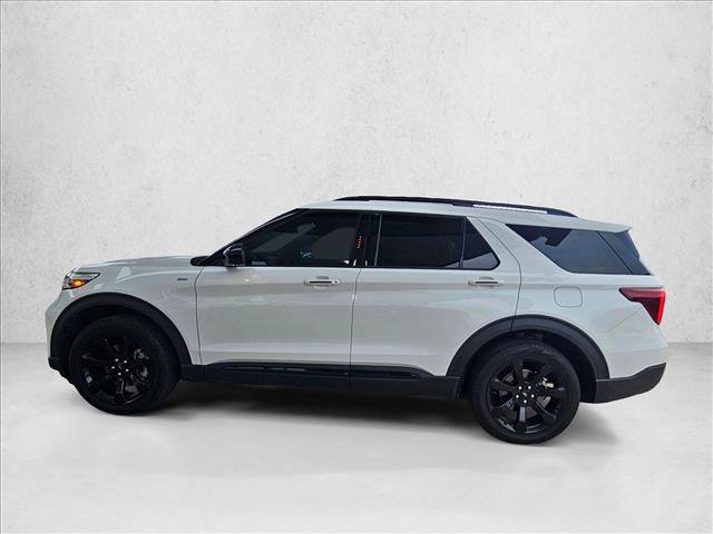 Certified 2023 Ford Explorer ST-Line w/ Class IV Trailer Tow Package AWD/4WD image 7