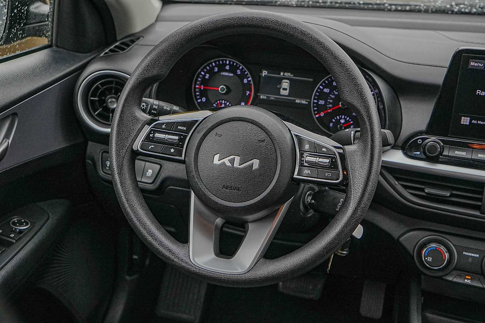 Certified 2024 Kia Forte LXS image 25