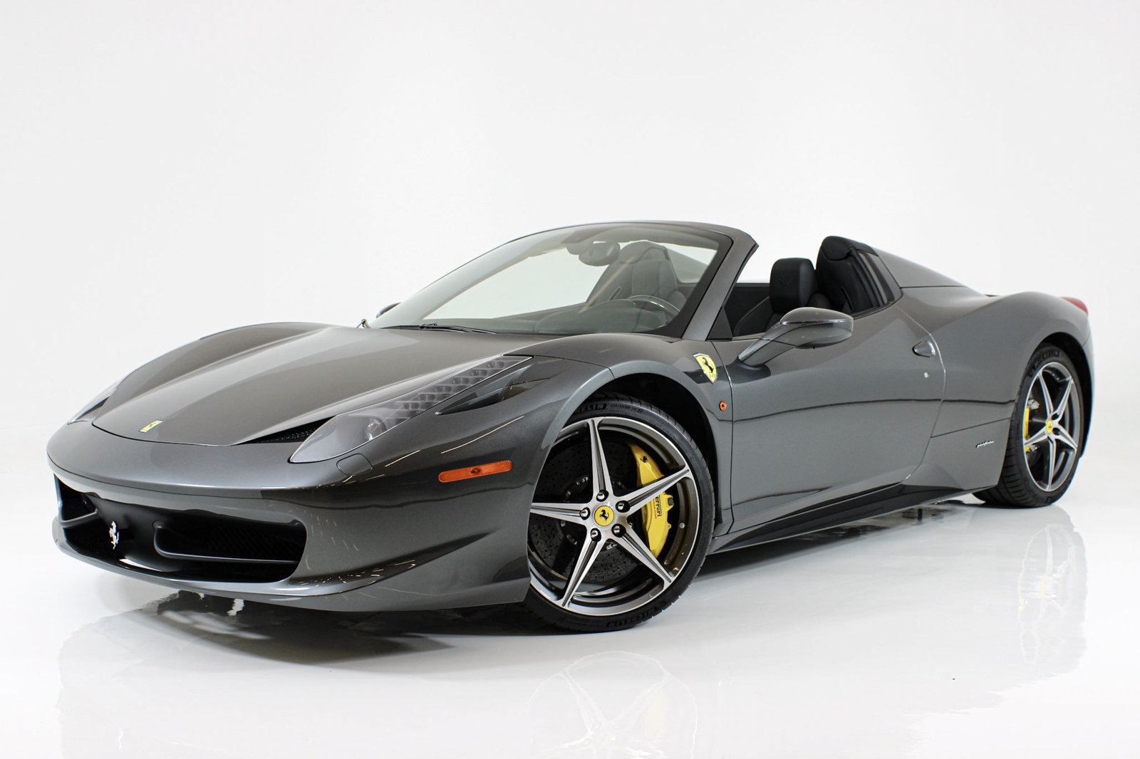 Certified 2013 Ferrari 458 Spider RWD image 62