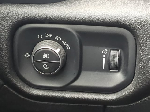 Certified 2023 RAM 1500 Big Horn RWD image 26