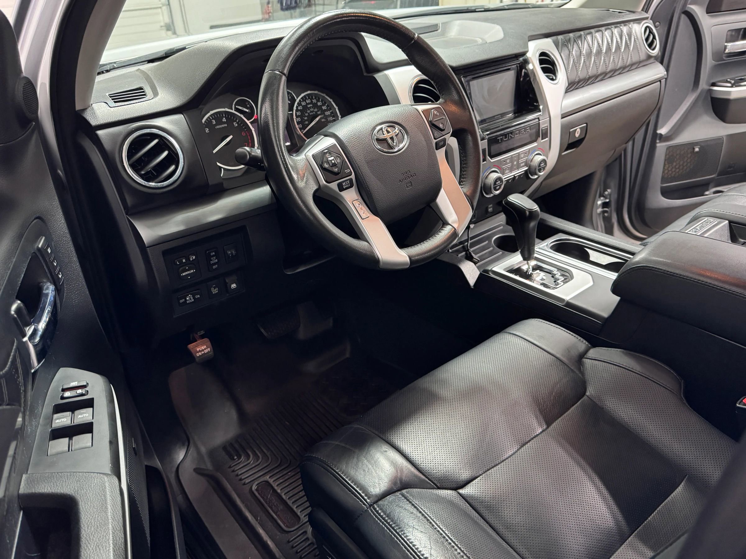 Used 2014 Toyota Tundra Platinum image 34