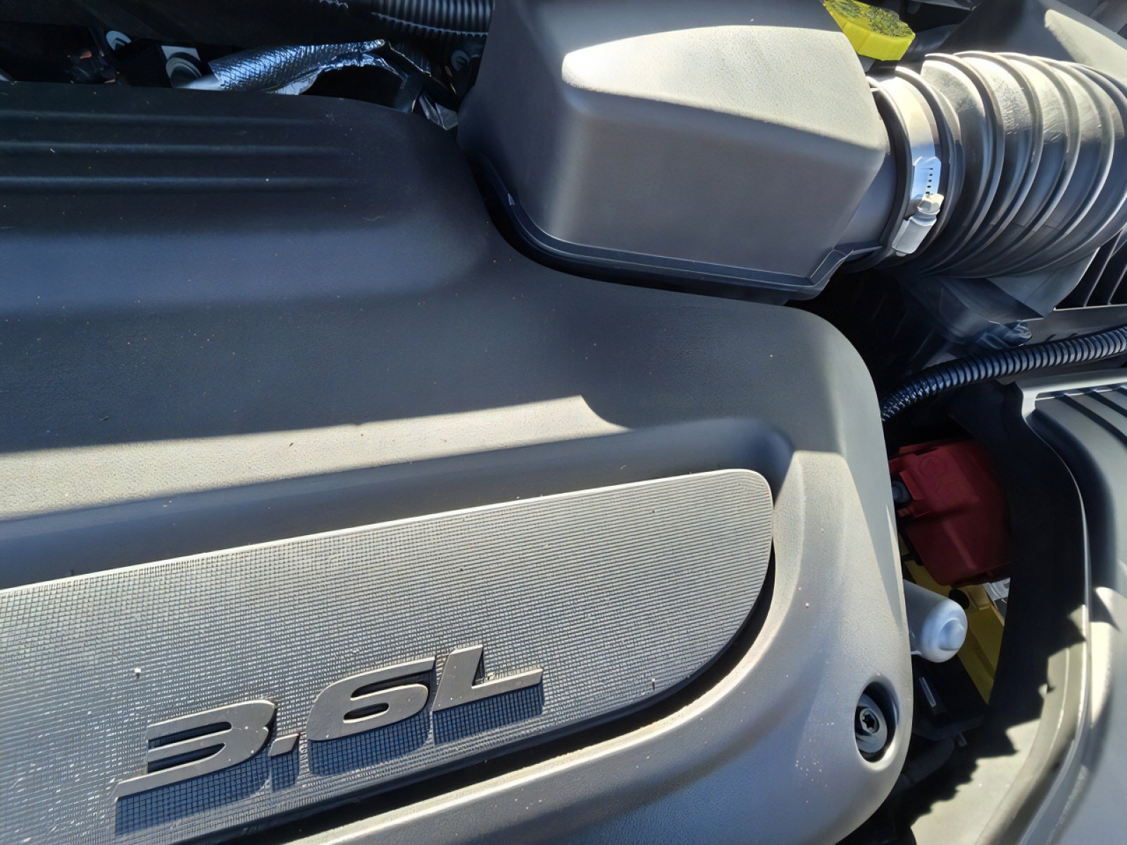 Used 2020 Chrysler Pacifica Limited image 22