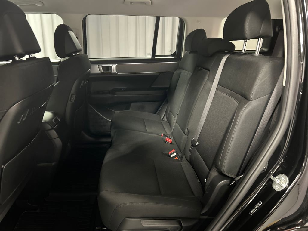 Used 2025 Hyundai Santa Fe SE image 21