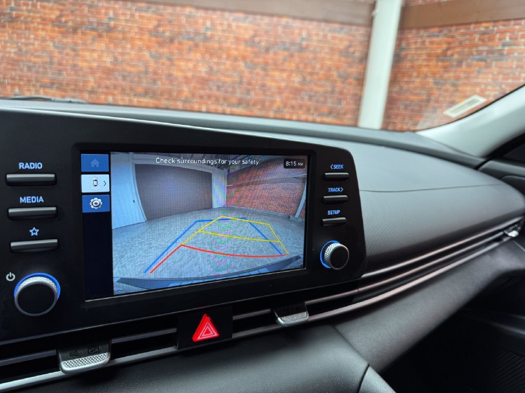 Used 2026 Hyundai Elantra SE FWD image 20