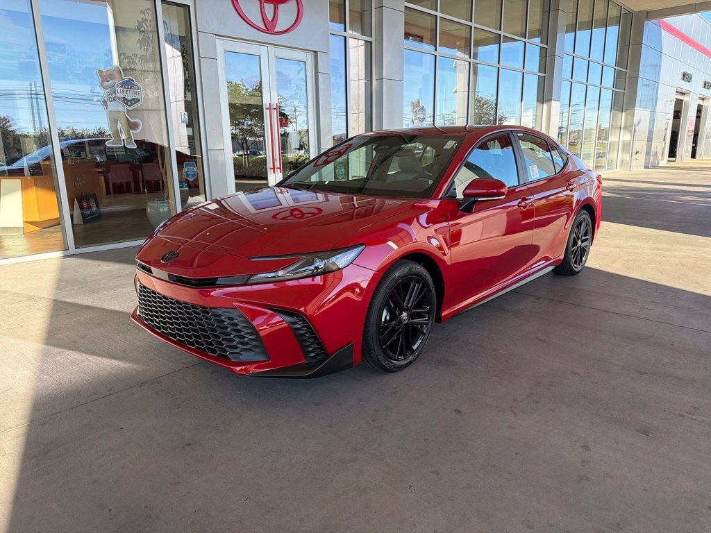 New 2026 Toyota Camry SE FWD image 1