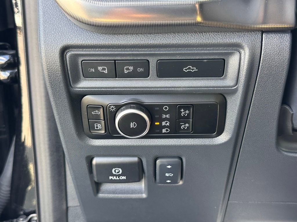 Used 2024 Ford F150 Platinum w/ Equipment Group 702A High image 40