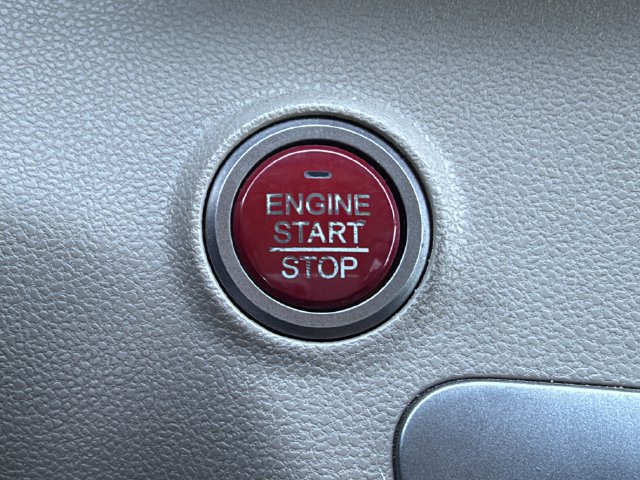 Used 2017 Honda Odyssey SE image 19