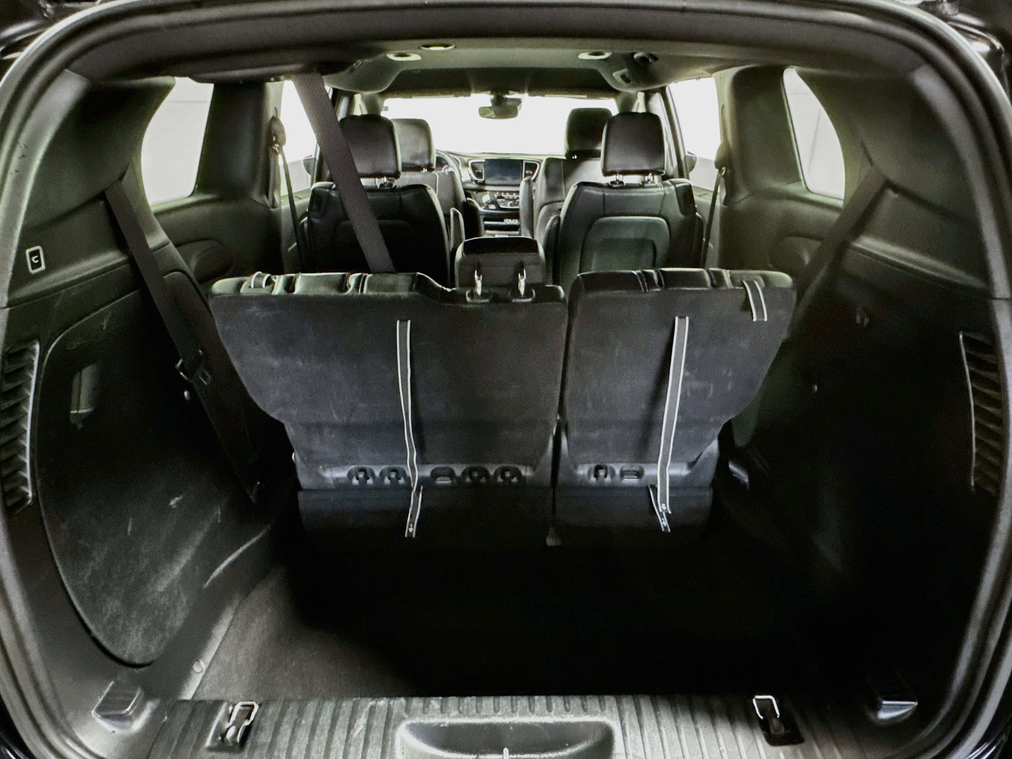 Used 2025 Chrysler Pacifica Select FWD image 24